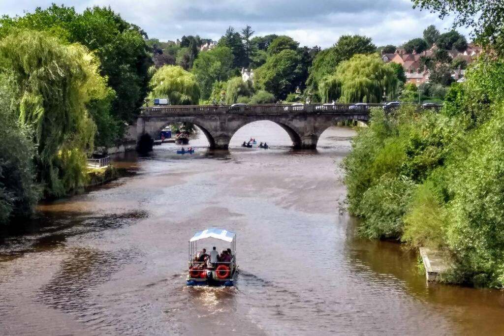 Luxury Townhouse In Town Centre, Views, River Walk, Free Parking Shrewsbury Esterno foto